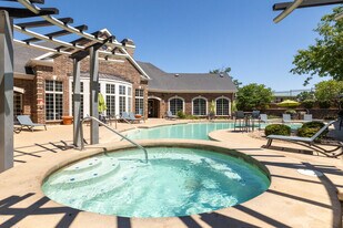 Retreat at City Center in Aurora, CO - Building Photo