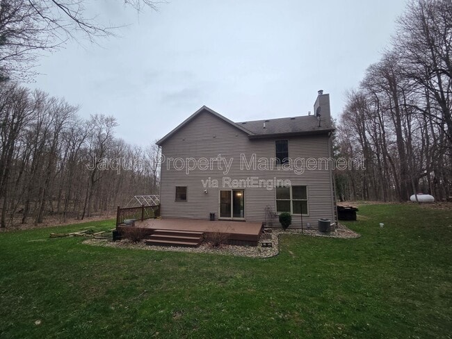 13919 Coveney Rd in Buchanan, MI - Building Photo - Building Photo