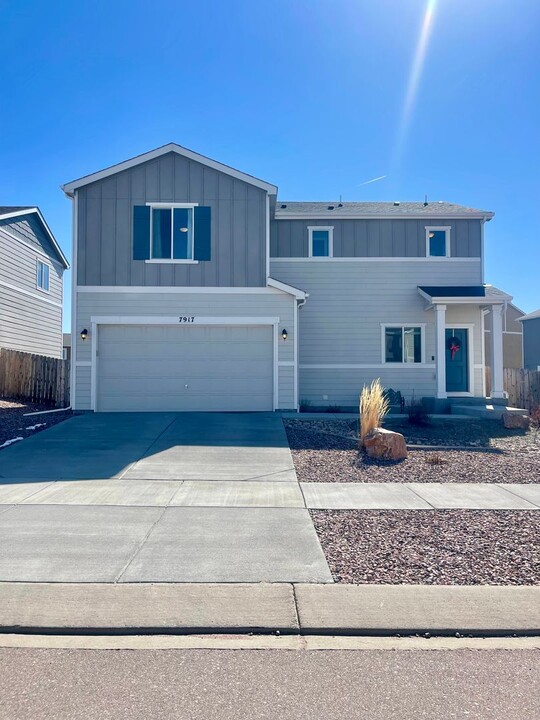 7917 Hardwood Cir in Colorado Springs, CO - Building Photo