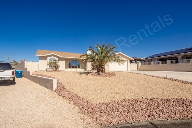 3677 Tarpon Plaza in Lake Havasu City, AZ - Building Photo - Building Photo