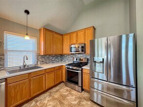 3506 Deerbrook Ct in Pearland, TX - Building Photo - Building Photo