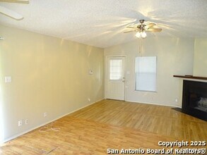 5931 Sunrise Vlg in San Antonio, TX - Building Photo - Building Photo