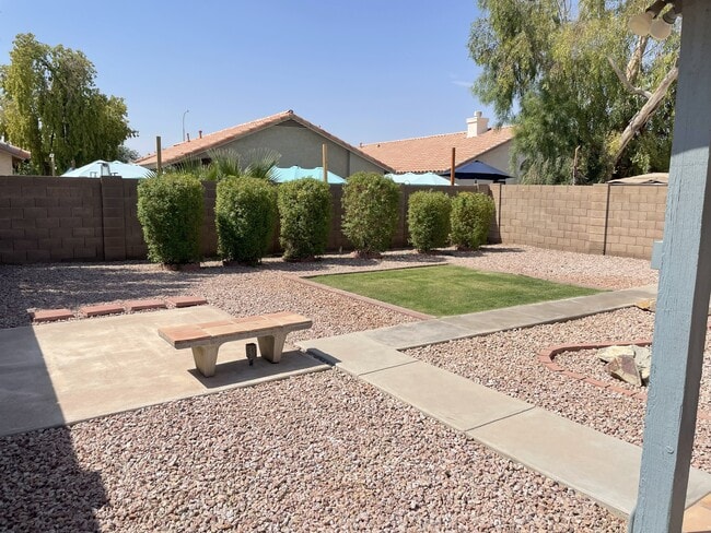 1961 W Derringer Way in Chandler, AZ - Building Photo - Building Photo