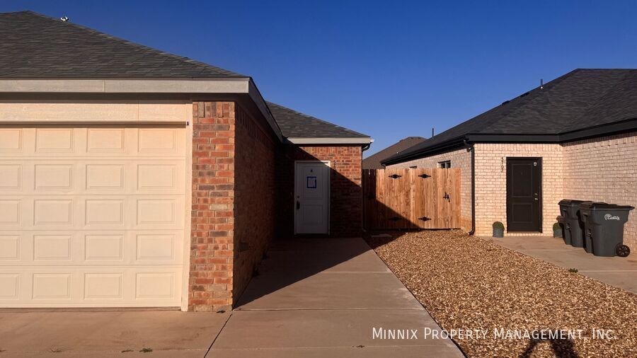 5704 Kemper St in Lubbock, TX - Building Photo