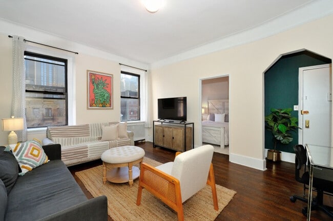 708 9th Ave, Unit SI ID1323923P in New York, NY - Foto de edificio - Building Photo