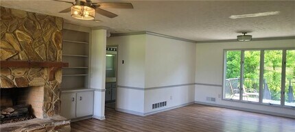 2963 Avery Rd in Canton, GA - Building Photo - Building Photo