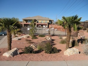 Red Rock Ridge Student Housing in Saint George, UT - Building Photo - Building Photo