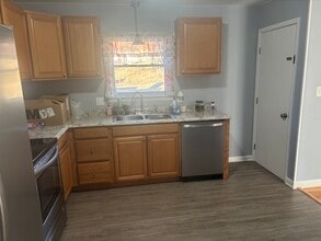 839 Pyrtle Dr in Salem, VA - Building Photo - Building Photo