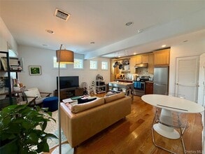 109 14th Ave in Sea Cliff, NY - Foto de edificio - Building Photo