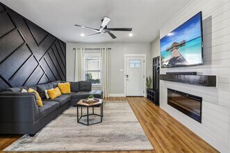 6165 River Pointe Dr in Fort Worth, TX - Building Photo - Building Photo