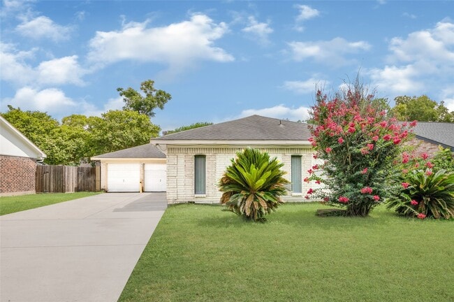 12726 Westella Dr