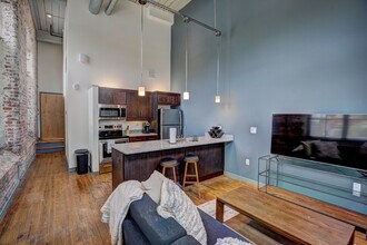 The Lofts at Hawthorne Mill in Charlotte, NC - Building Photo - Building Photo