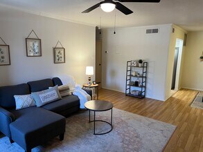 8601 Memphis Dr in Lubbock, TX - Foto de edificio - Building Photo