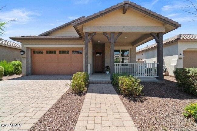 property at 20579 W Edgemont Ave