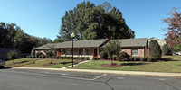 Woodhaven and Oakhaven Apartments in Lancaster, SC - Foto de edificio - Building Photo