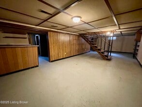 2618 Linda Dr in New Albany, IN - Building Photo - Building Photo