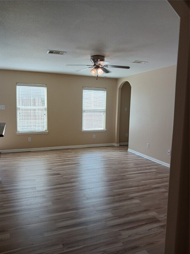 10208 Wood Fern Ct in Conroe, TX - Building Photo - Building Photo