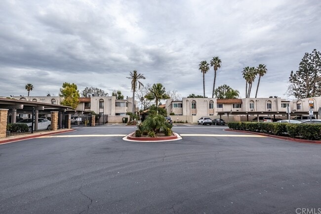 212 S Kraemer Blvd, Unit 1604 in Placentia, CA - Building Photo - Building Photo