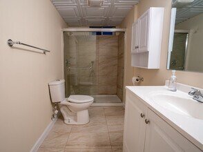 2910 Ritchie Marlboro Rd in Upper Marlboro, MD - Building Photo - Building Photo