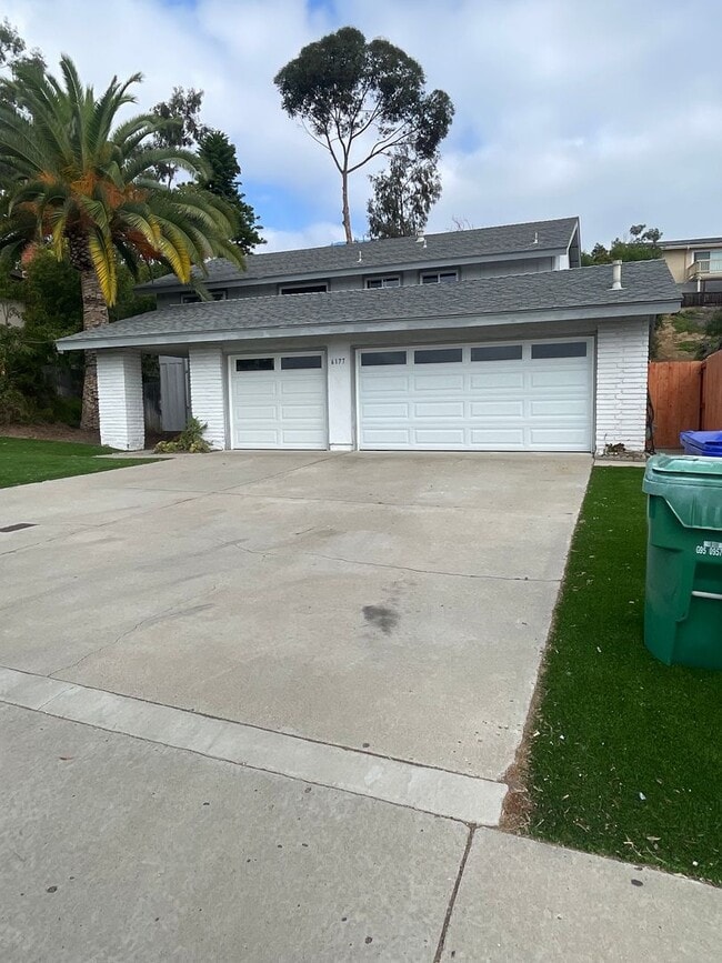 6177 Syracuse Way in San Diego, CA - Building Photo - Building Photo