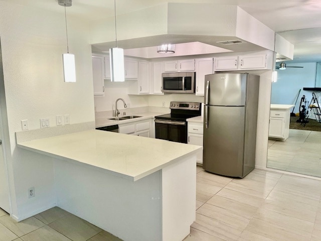7948 Decker Canyon Dr, Unit 102 in Las Vegas, NV - Foto de edificio