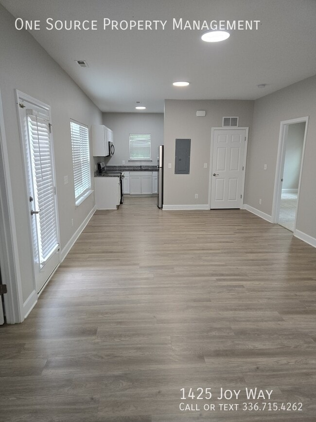 property at 1425 Joy Wy