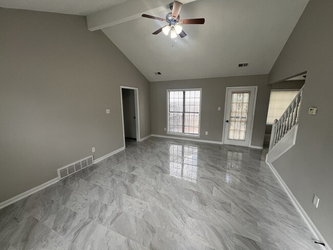 6950 Hillshire Dr in Memphis, TN - Building Photo - Building Photo