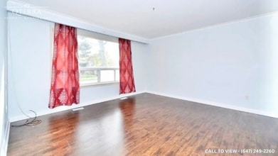 1 Romulus Dr in Toronto, ON - Building Photo - Building Photo
