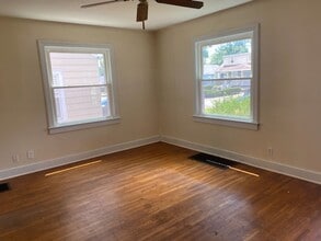2119 Ratcliffe Ave in Louisville, KY - Building Photo - Building Photo