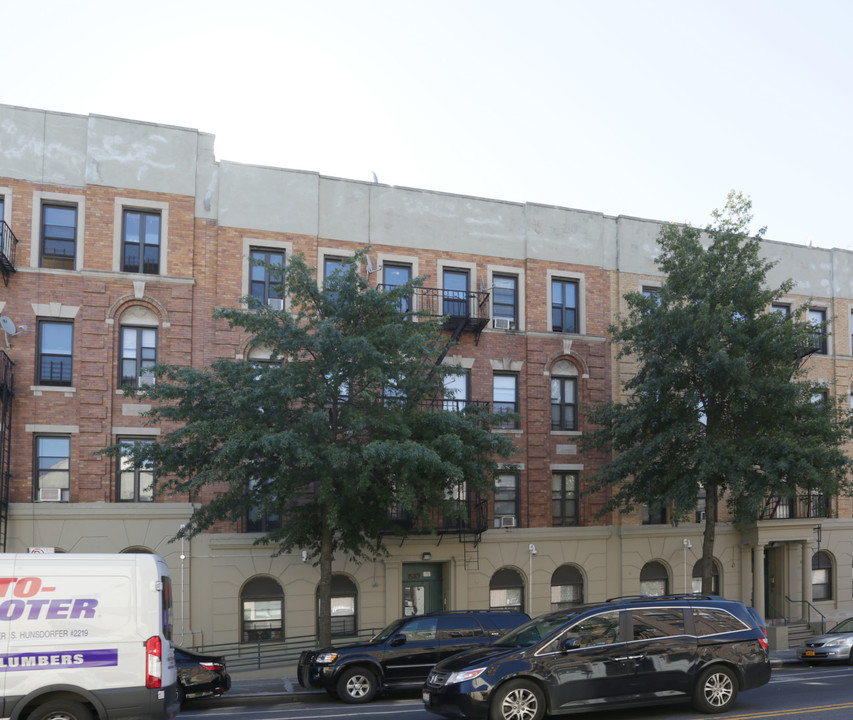 1589 Bedford Ave in Brooklyn, NY - Building Photo