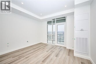 461 Green Rd in Hamilton, ON - Building Photo - Building Photo