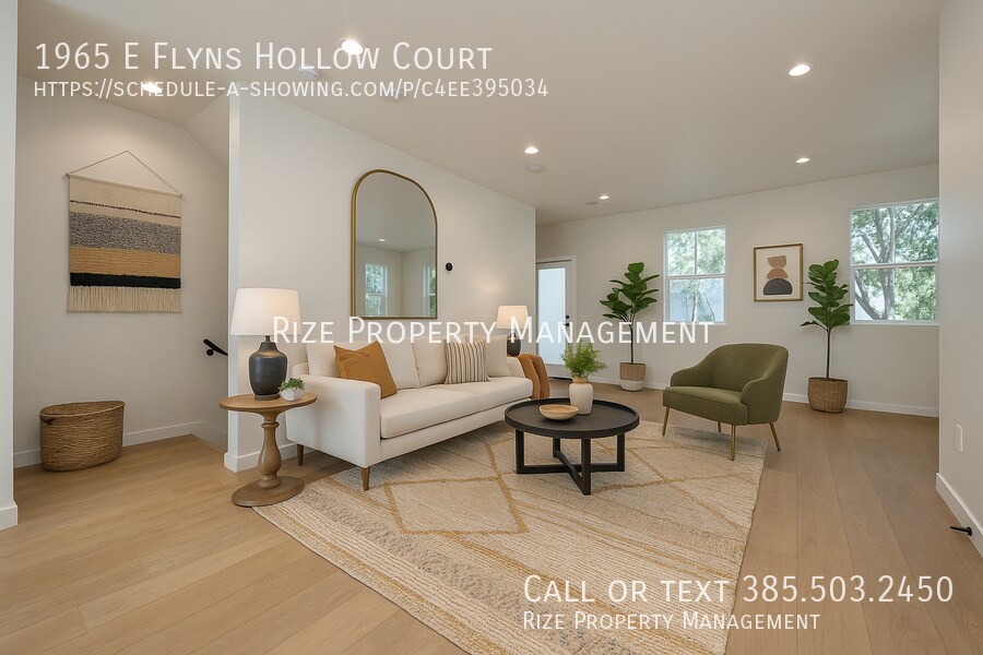 1965 Flyns Hollow Ct in Millcreek, UT - Building Photo