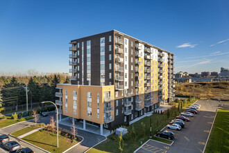 Residence Estia in Laval, QC - Building Photo - Building Photo