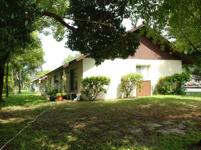 202 12th St in Clermont, FL - Building Photo - Building Photo