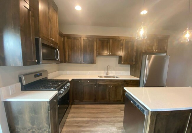 20112 Reed Ln in Bend, OR - Building Photo - Building Photo