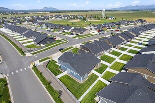 Majestic Villas in Rathdrum, ID - Building Photo