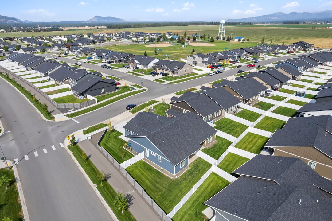 Majestic Villas in Rathdrum, ID - Foto de edificio