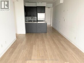 65 Oneida Crescent in Richmond Hill, ON - Building Photo - Building Photo