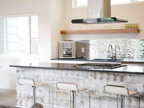1122 Linden St in Austin, TX - Building Photo - Building Photo