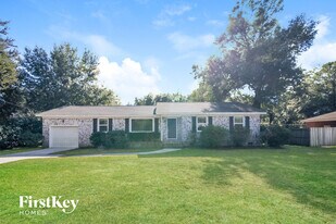 729 Harbor View Rd in Charleston, SC - Building Photo