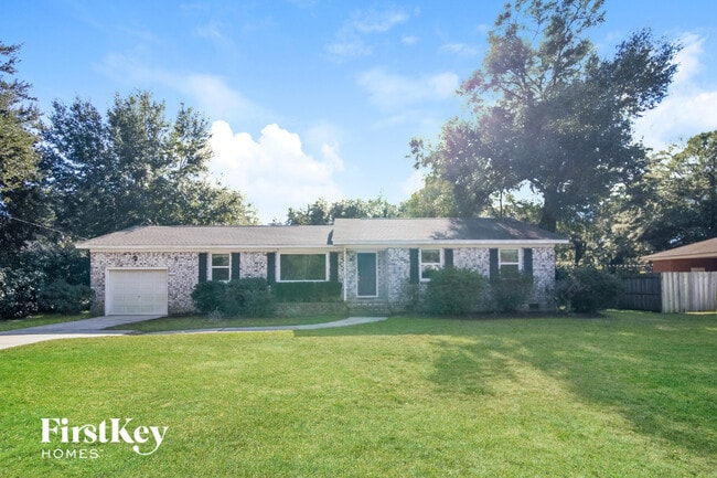 property at 729 Harbor View Rd