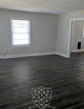 210 W Lokey Ave in Murfreesboro, TN - Building Photo - Building Photo