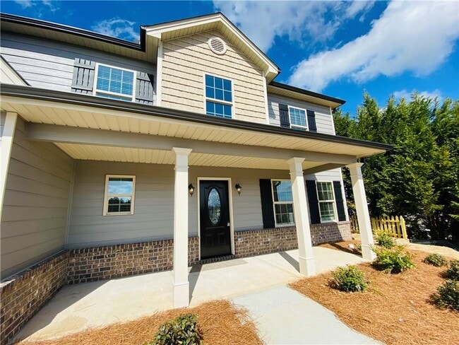 1825 Miller Lake Dr in Bethlehem, GA - Building Photo - Building Photo