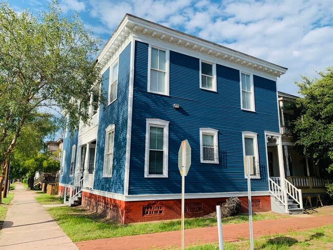 1116 Habersham St, Unit 1 in Savannah, GA - Building Photo - Building Photo