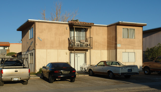 3655 Kolendo Ct in Las Vegas, NV - Building Photo - Building Photo