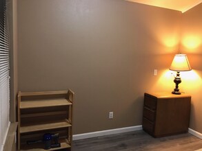 8408 22nd Ave SW in Seattle, WA - Building Photo - Building Photo