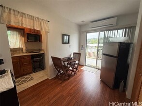 1119 Lunahelu Pl in Kailua, HI - Building Photo - Building Photo