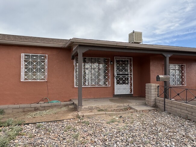 property at 1038 Buena Vista Dr SE