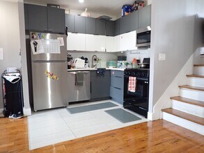 203 Crystal St in Brooklyn, NY - Building Photo - Building Photo