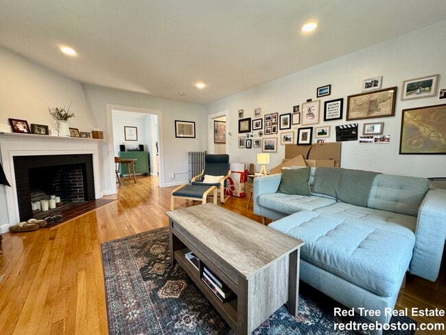 72 Windsor Rd, Unit 1